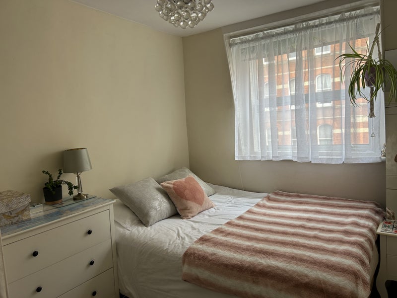 Photo 1: Room