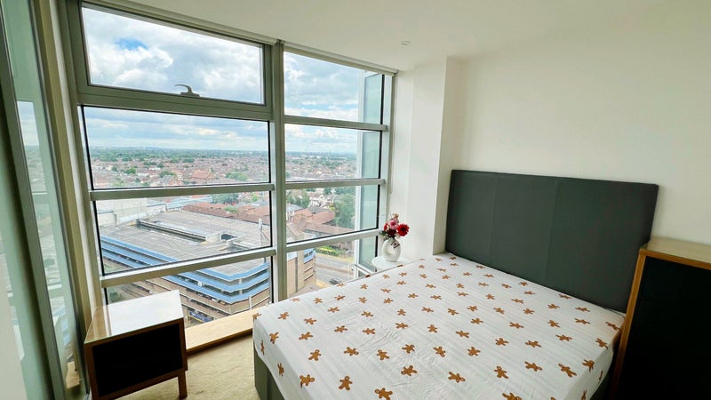 Photo 1: Room View - 2