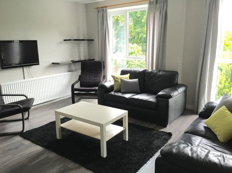 Photo 1: Living Room