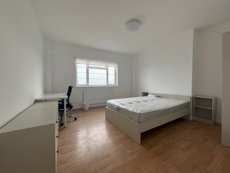 Photo 1: Double Room - £220