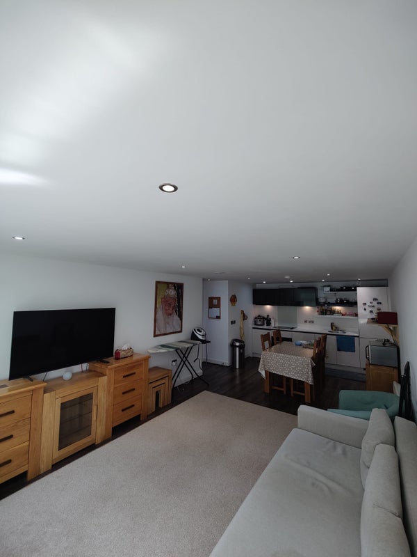 Photo 1: Sharing Hall