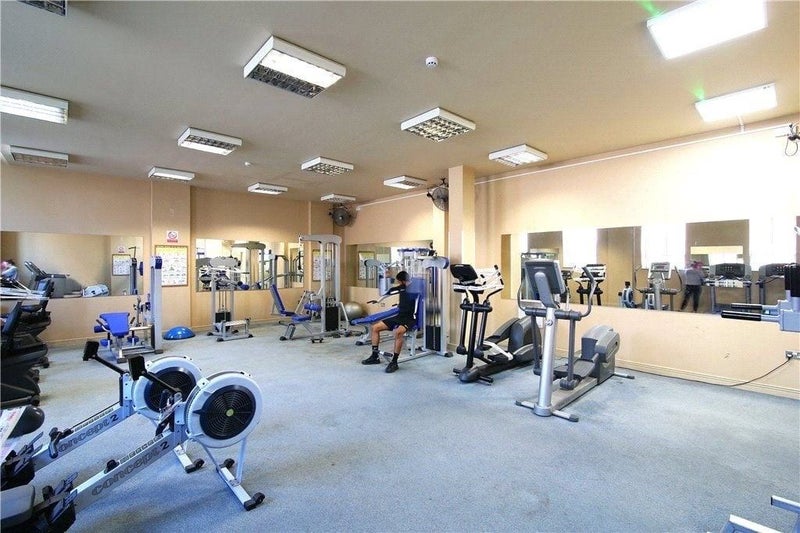 Photo 1: Gym (no additional charges)