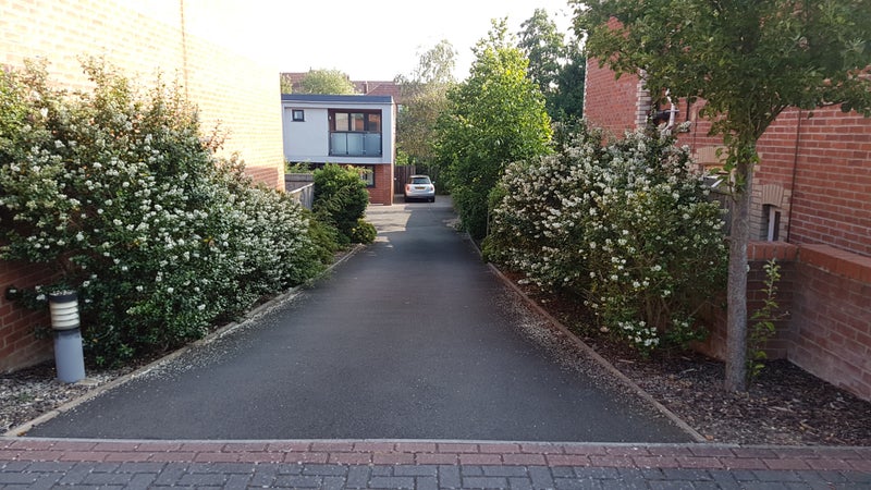 Photo 1: Sirdar Mews