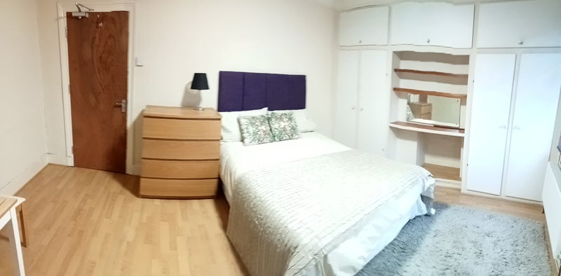 Photo 1: Room 5 - Couple/single occupancy