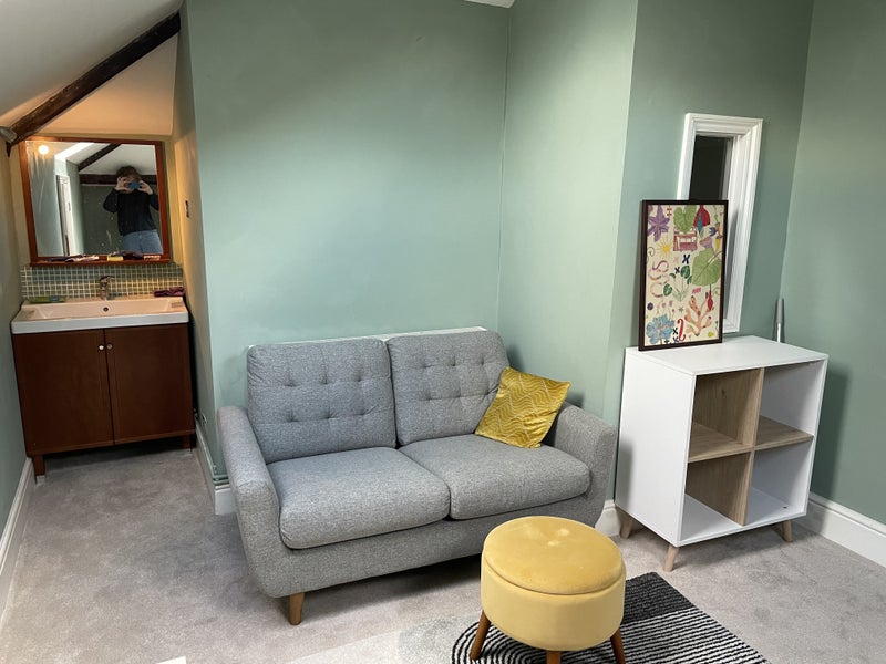 Photo 1: Private living room with basin