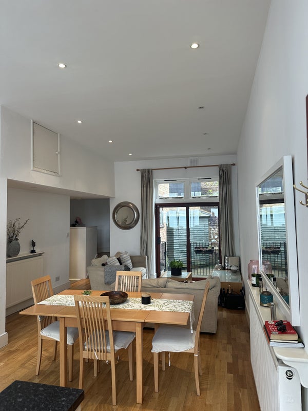 'Two Bedroom Maisonette - Ground floor and basement' Room to Rent from ...