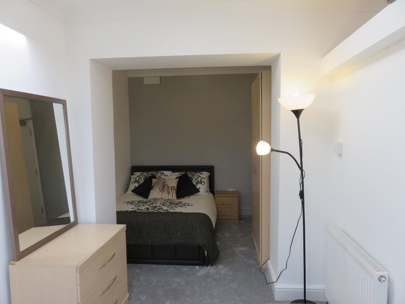 Photo 1: Available Room
