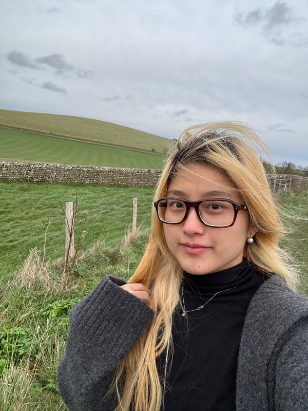 Photo 1: Just finished my master’s and looking for a clean and peaceful room to rent