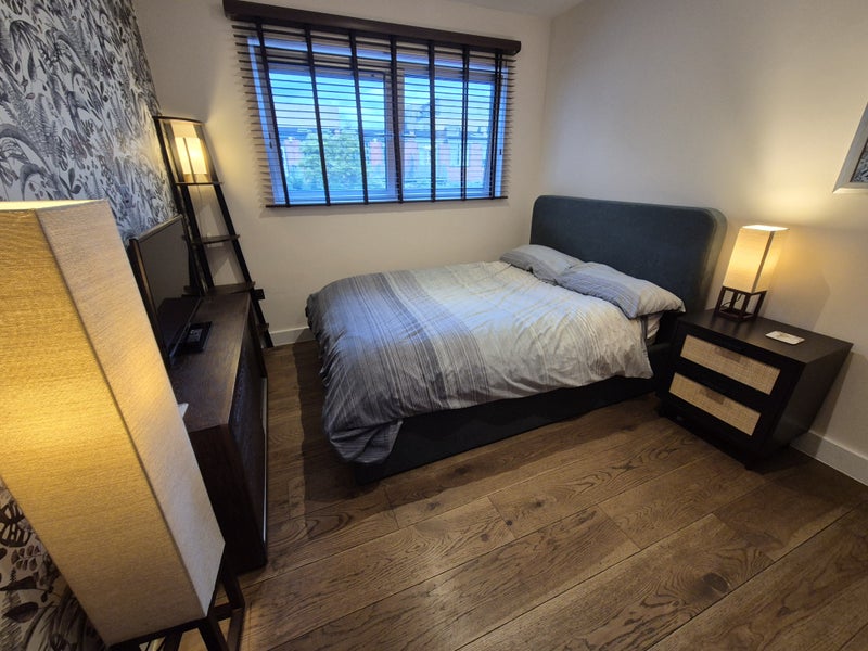 Photo 1: Double Bedroom