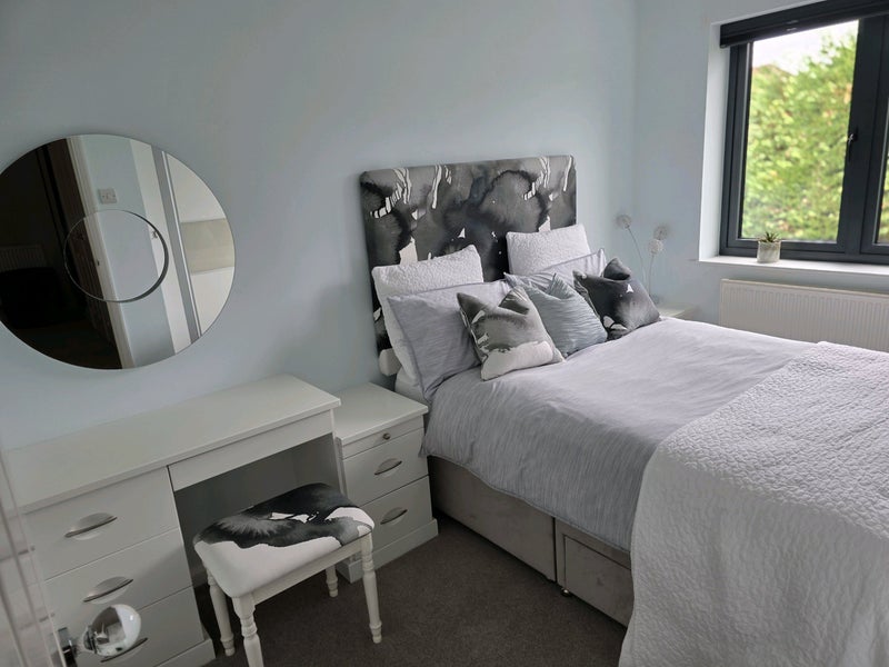 Photo 1: Beautiful bedroom - Just been refurbished complete with Hypnos bed & black-out blind.