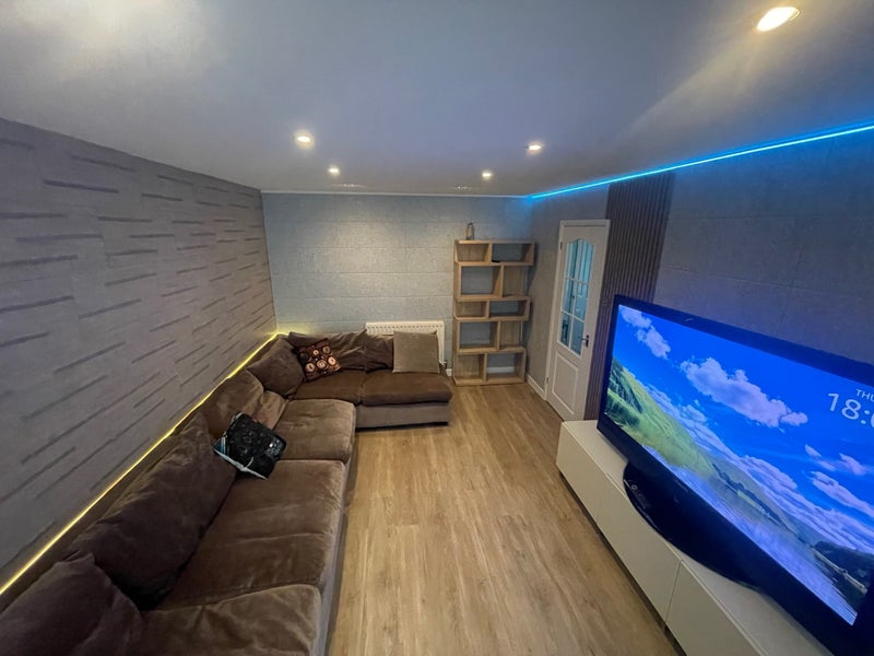Photo 1: Living room