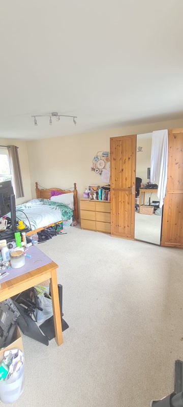Photo 1: bedroom