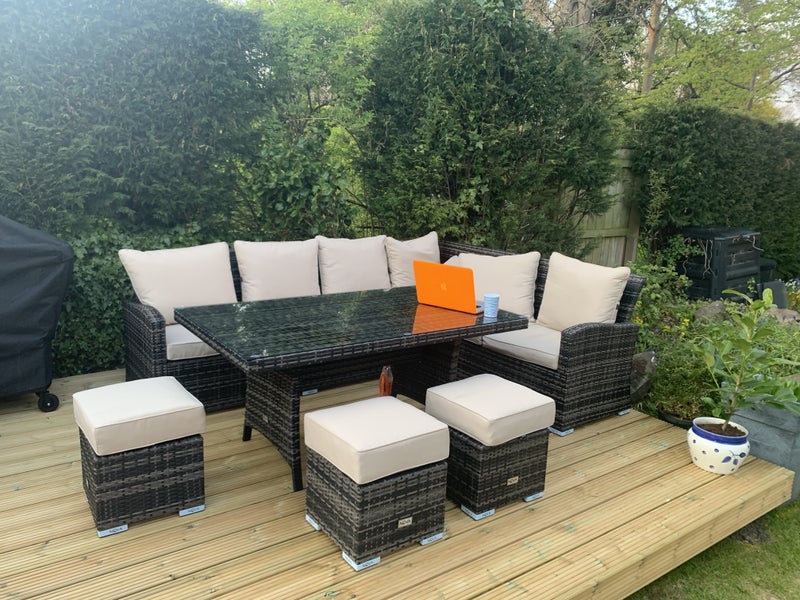 Photo 1: garden dining