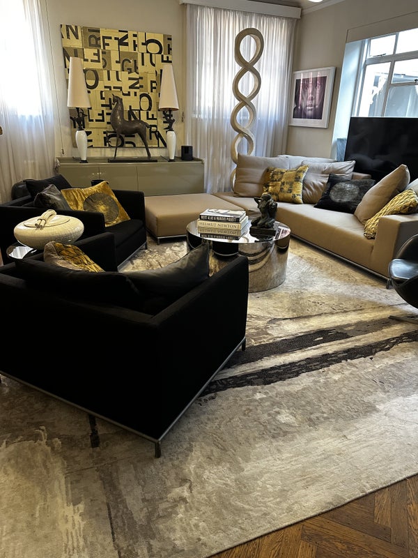 Photo 1: Living Room