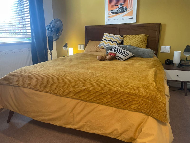 Photo 1: En-suite double room
