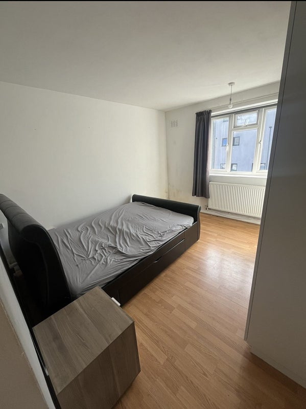 'Clapham Junction Room 🍒🌸' Room to Rent from SpareRoom
