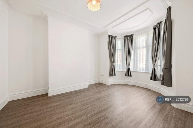 Photo 1: Your future bedroom (furniture not pictured)