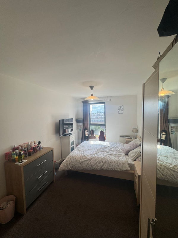 Room To Let 'En-suite double room to let. ' Room to Rent from SpareRoom