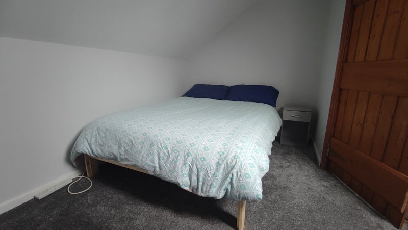 Photo 1: Room