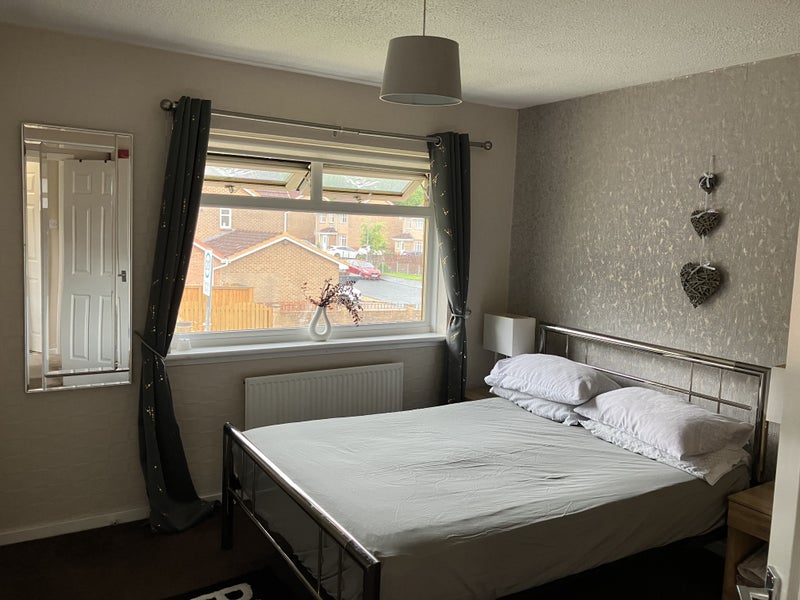 Photo 1: Double Room with Attached Shower