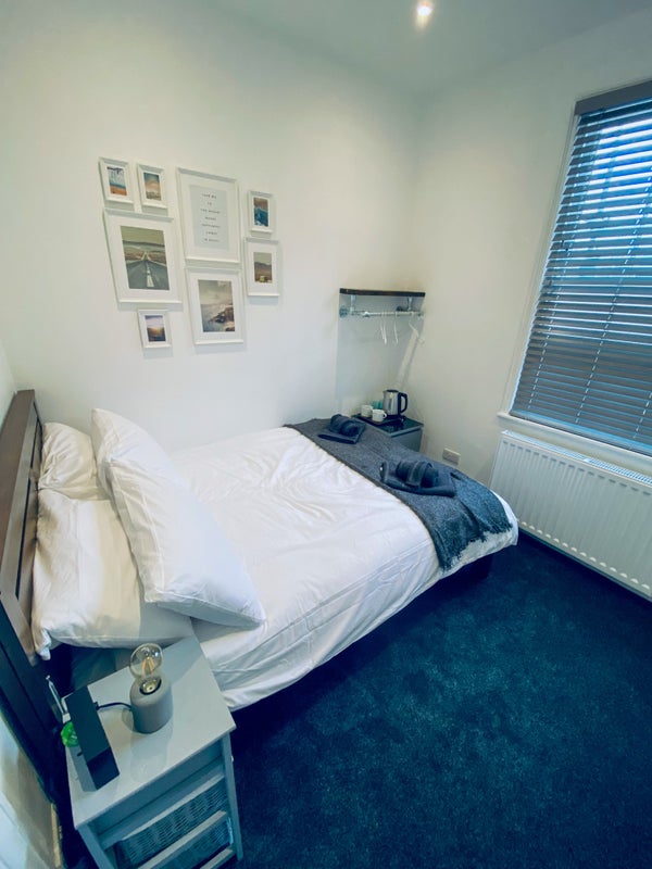 Photo 1: The Snug