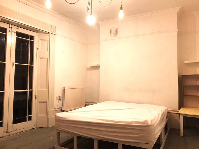 Photo 1: Double Room £750
