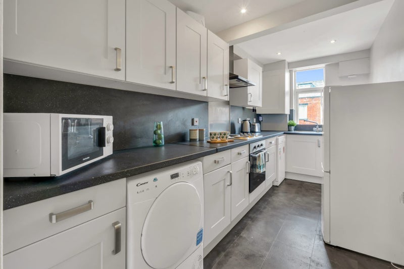 Photo 1: Shared Kitchen