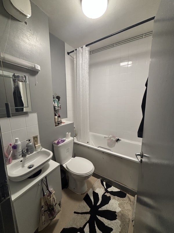 Photo 1: Bathroom