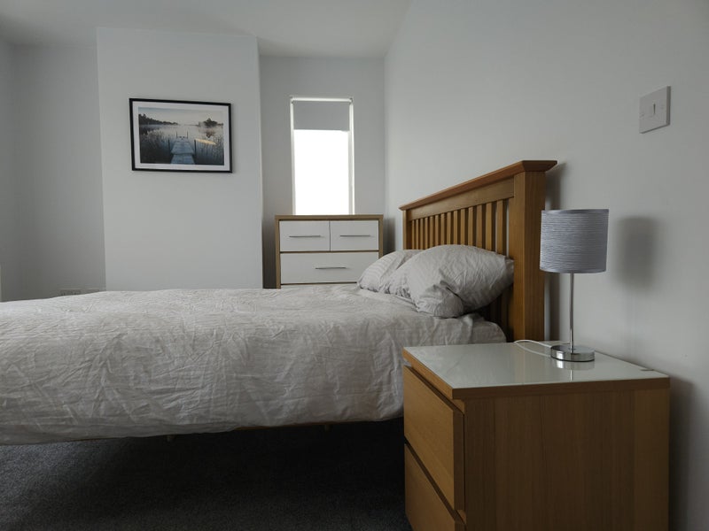 Photo 1: Large double room