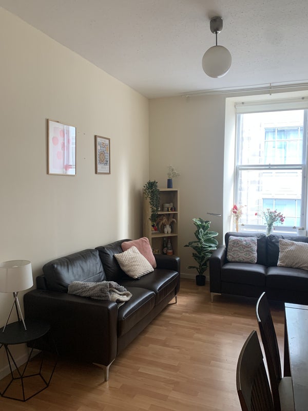 Photo 1: Living room