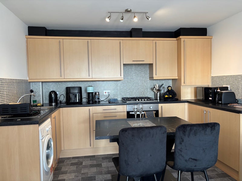 Photo 1: Kitchen