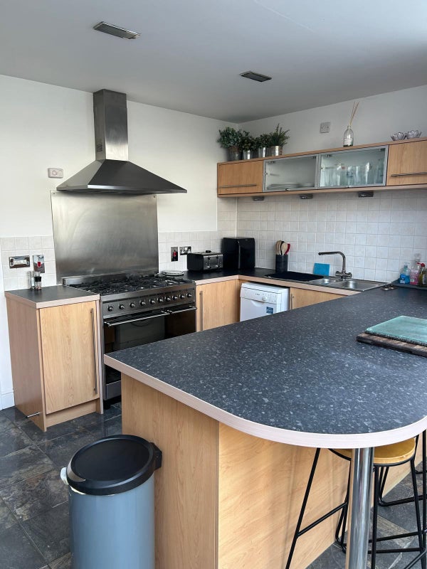 Photo 1: Communal Kitchen