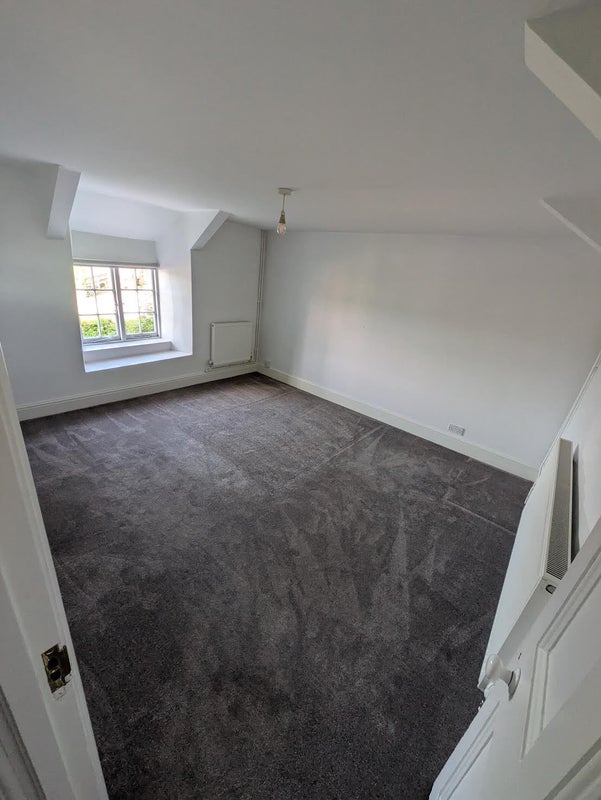 Photo 1: Lodger Bedroom