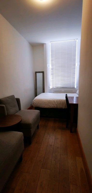 Photo 1: Room 3