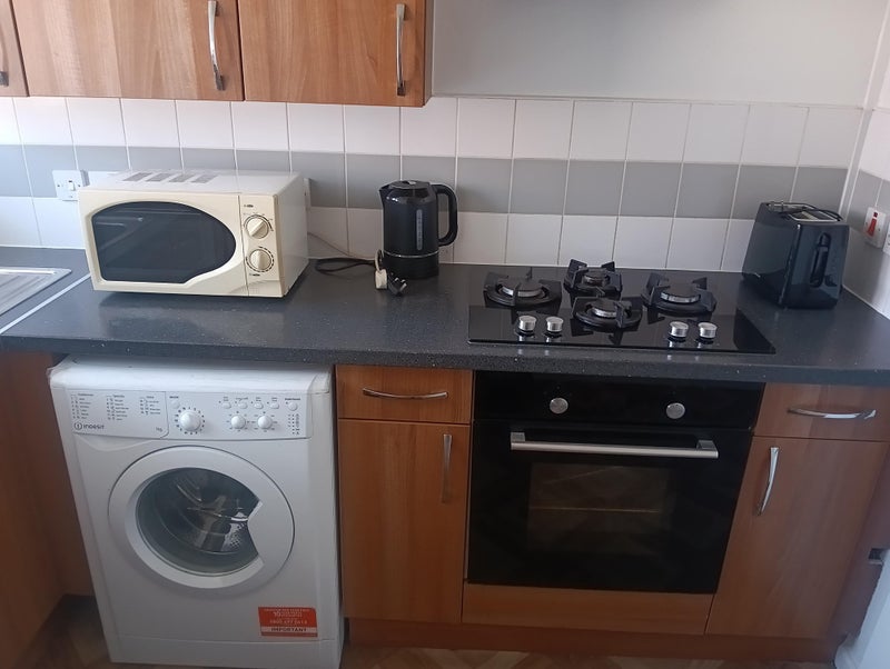 Photo 1: Kitchen