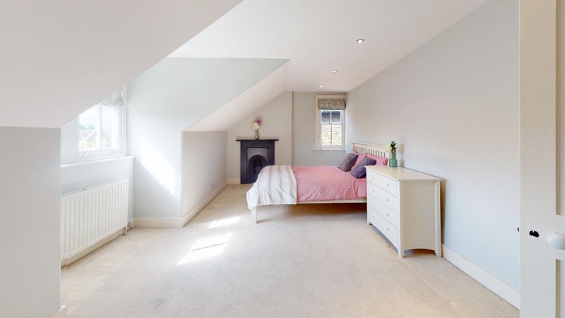 Photo 1: Bedroom 8