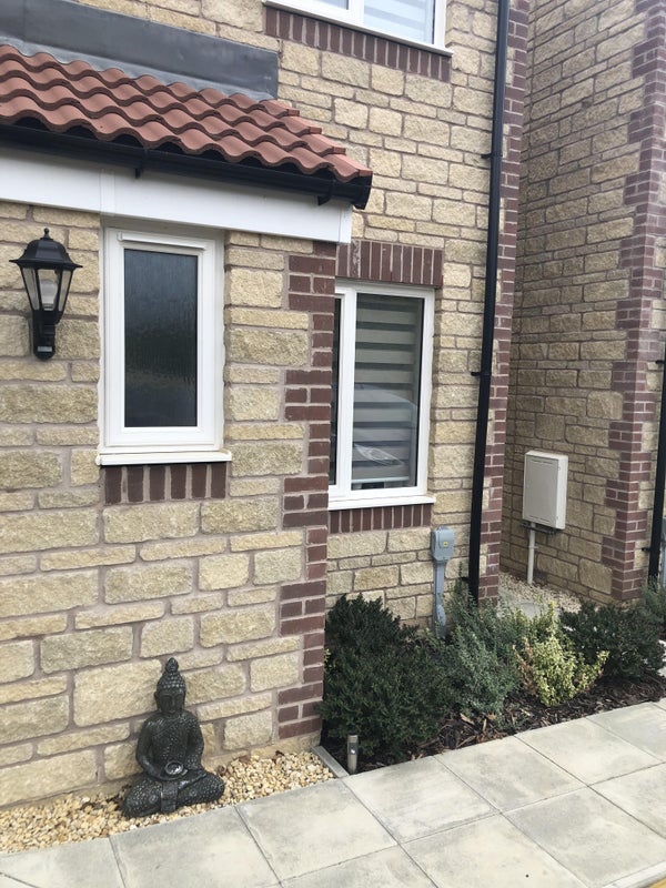 Photo 1: 2 bed-semi Chippenham, Wiltshire 