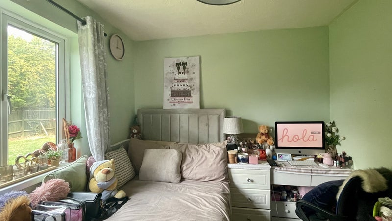 Photo 1
