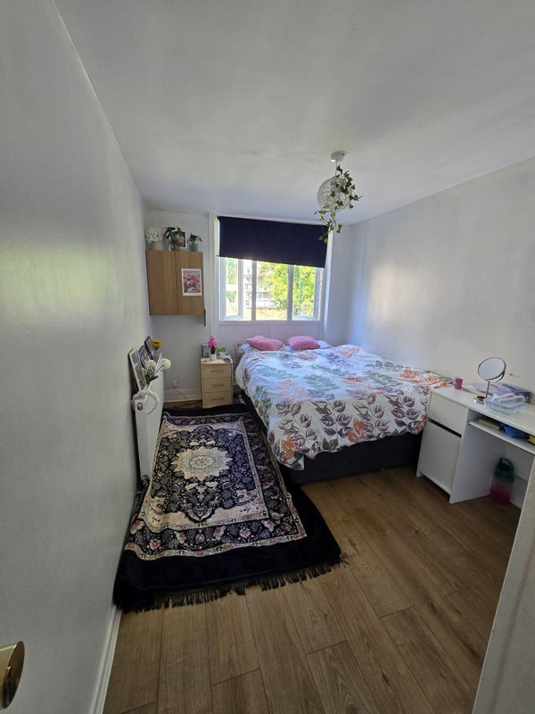 Photo 1: Double room