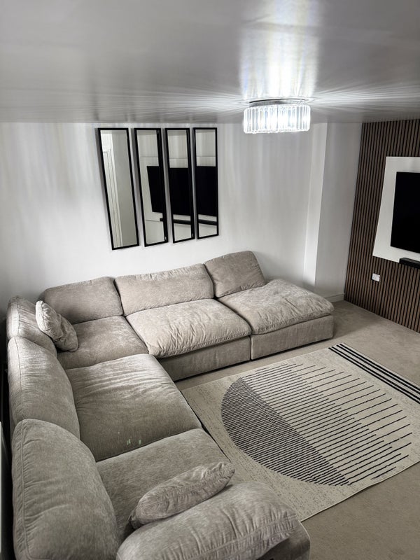 Photo 1: Living Room