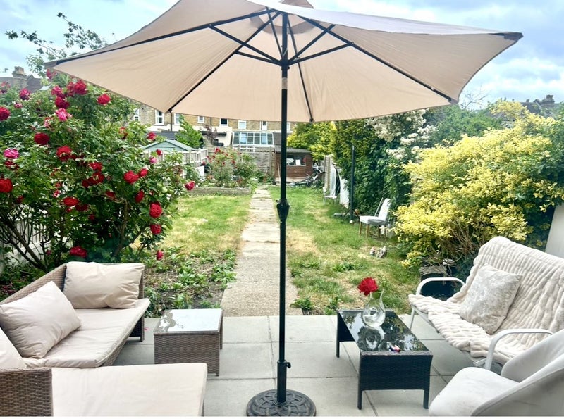Photo 1: Garden