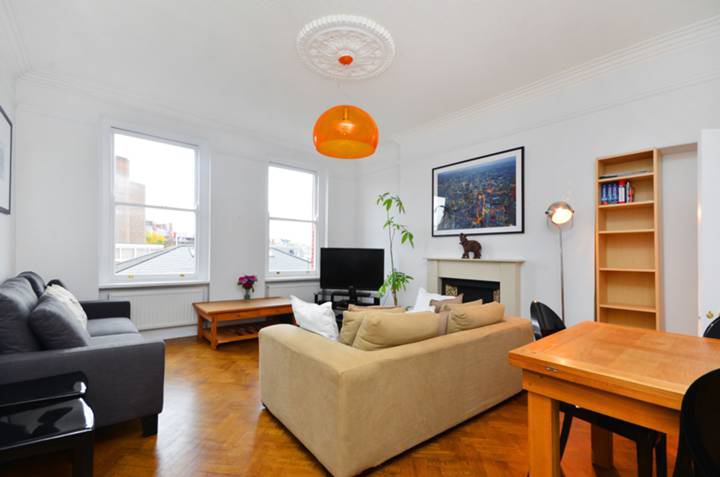 Photo 1: Living room