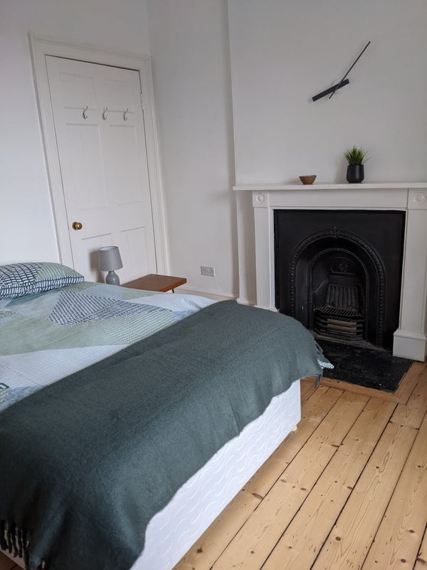 Photo 1: Duvet and cover set not included