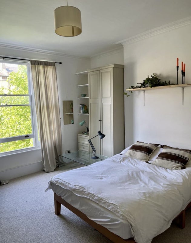 Photo 1: Room (Yours)