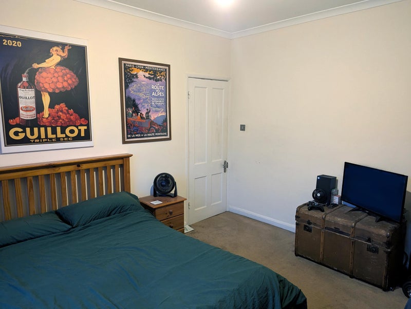 Photo 1