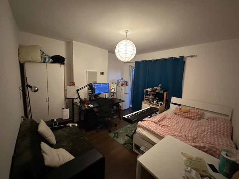 Photo 1