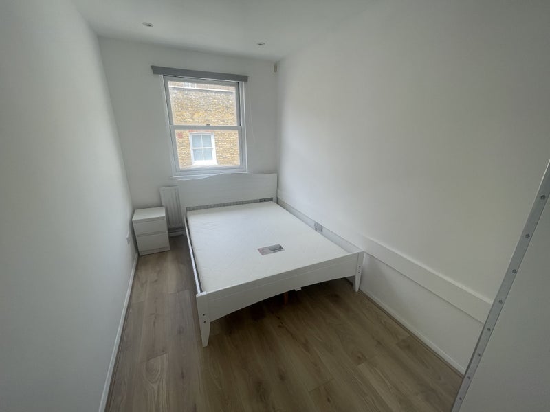 Photo 1: Room 1: £277pw with all bills included