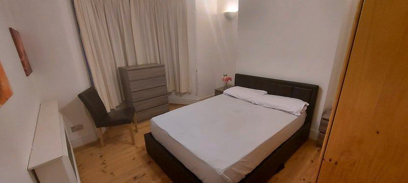 Photo 1: First - Double bedroom