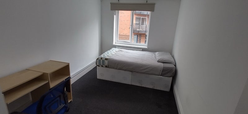 Photo 1: Room 6