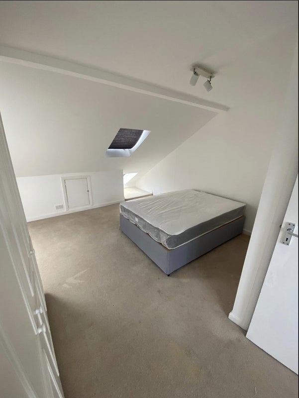 Photo 1: 1300£ en-suite